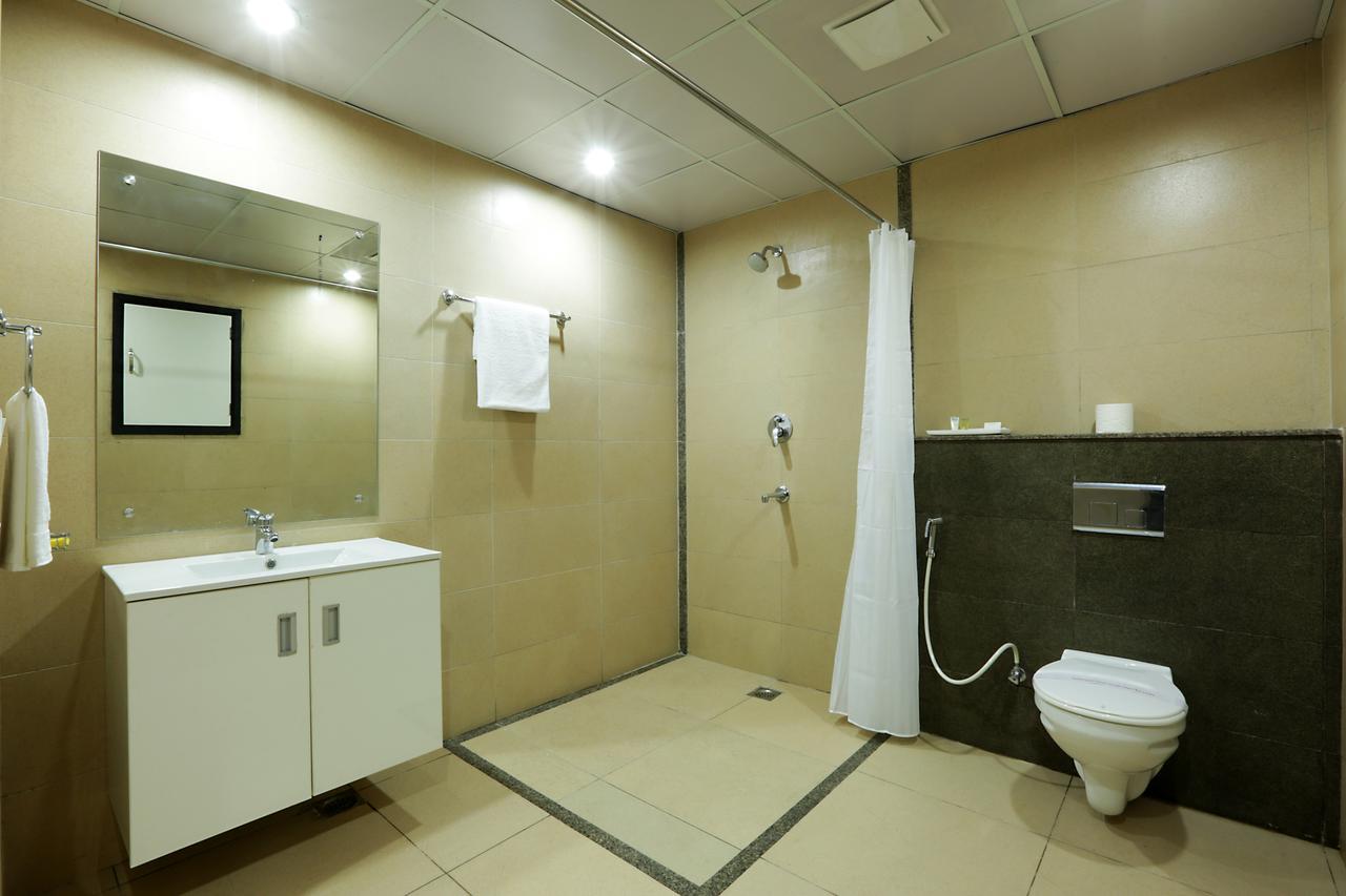 Fairvacanze Inns And Suites Sonipat Exterior foto